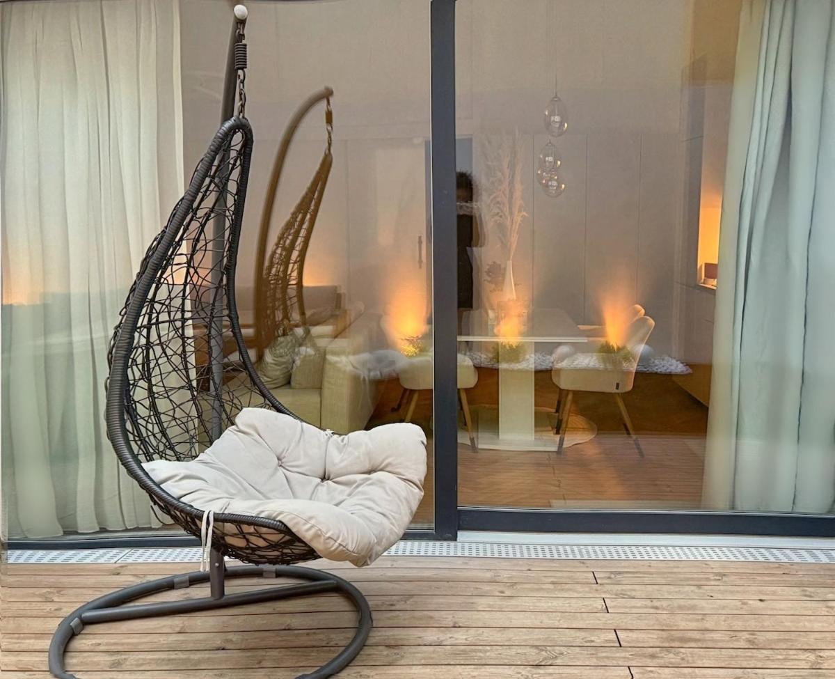 Dreamy Garden Residence