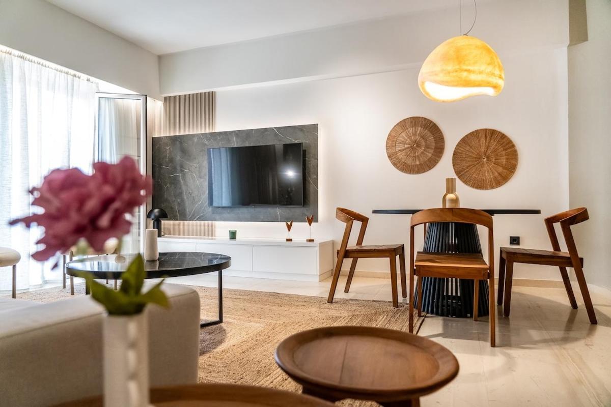 Central Athens Spacious Boho Retreat In Acropolis