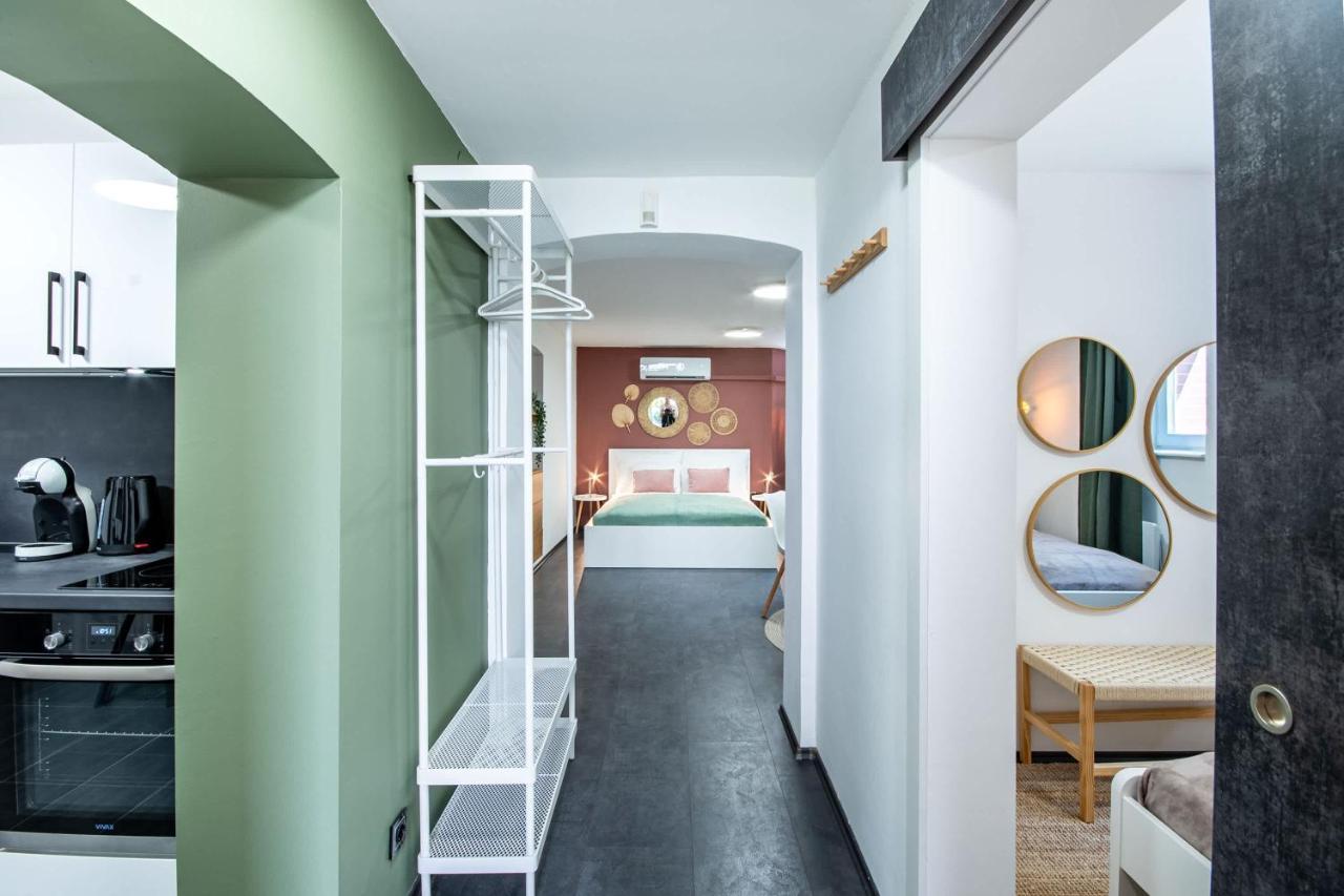Central - Green - Stylish - Quiet Sleep