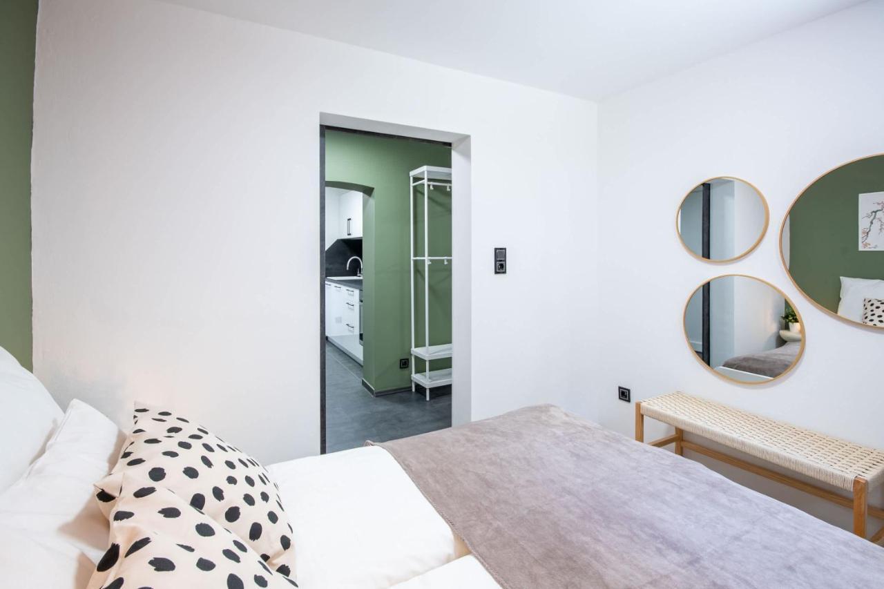Central - Green - Stylish - Quiet Sleep