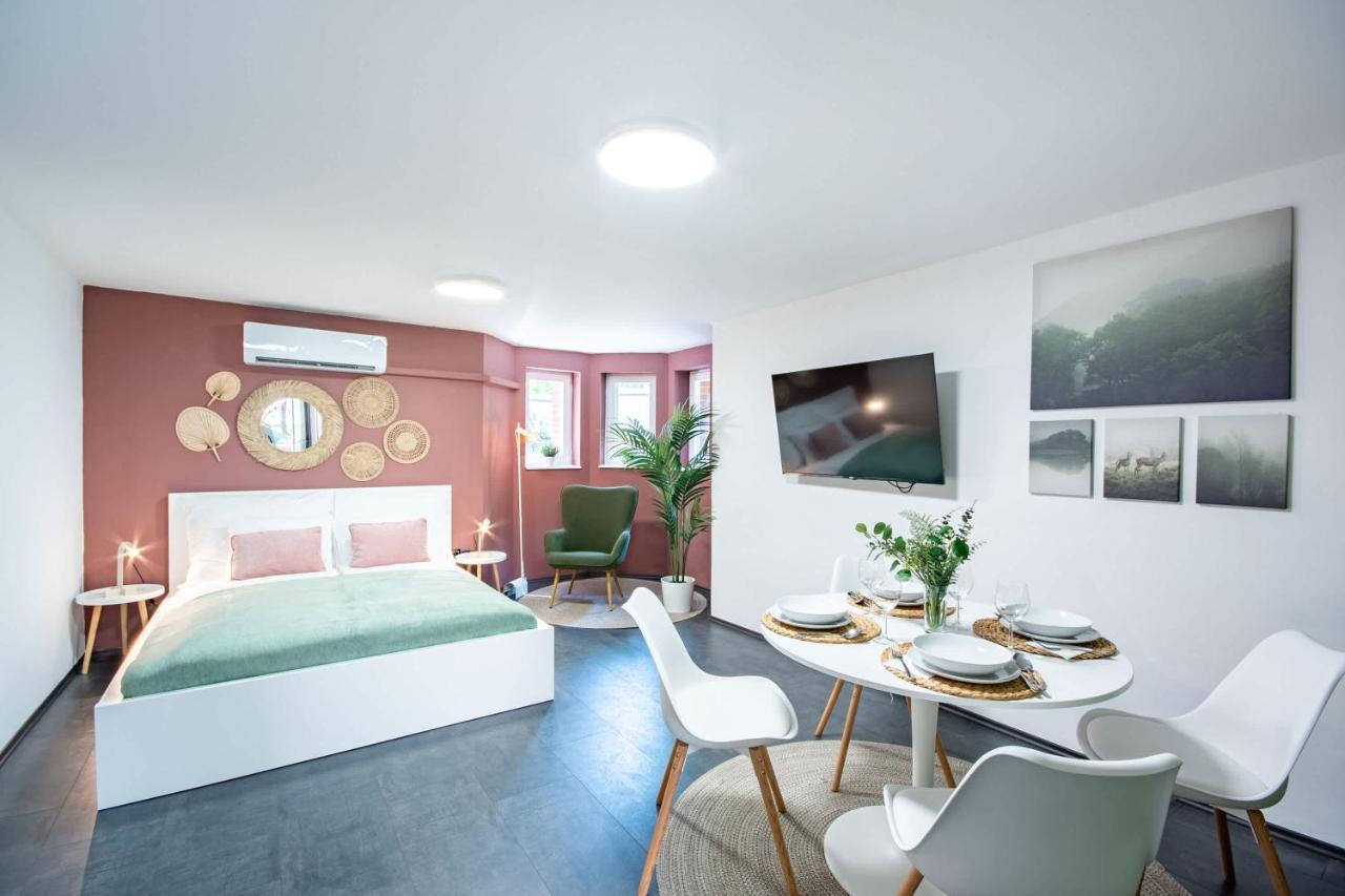 Central - Green - Stylish - Quiet Sleep
