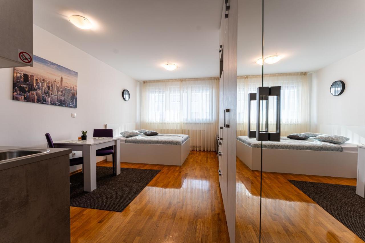 Flex Selfcheckins 113 Zagreb Studio Apartment New