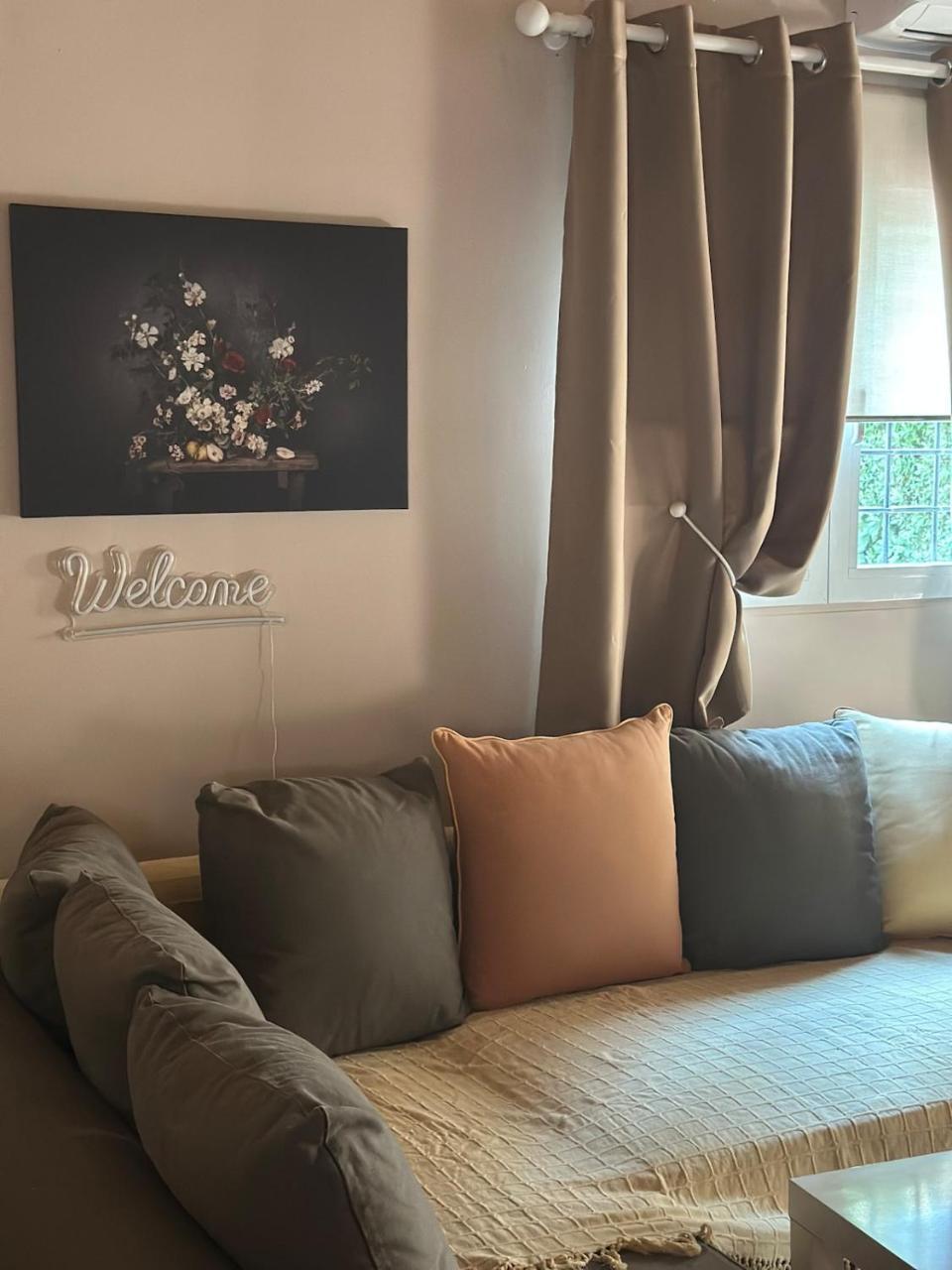 Rest & Reveal Apartments