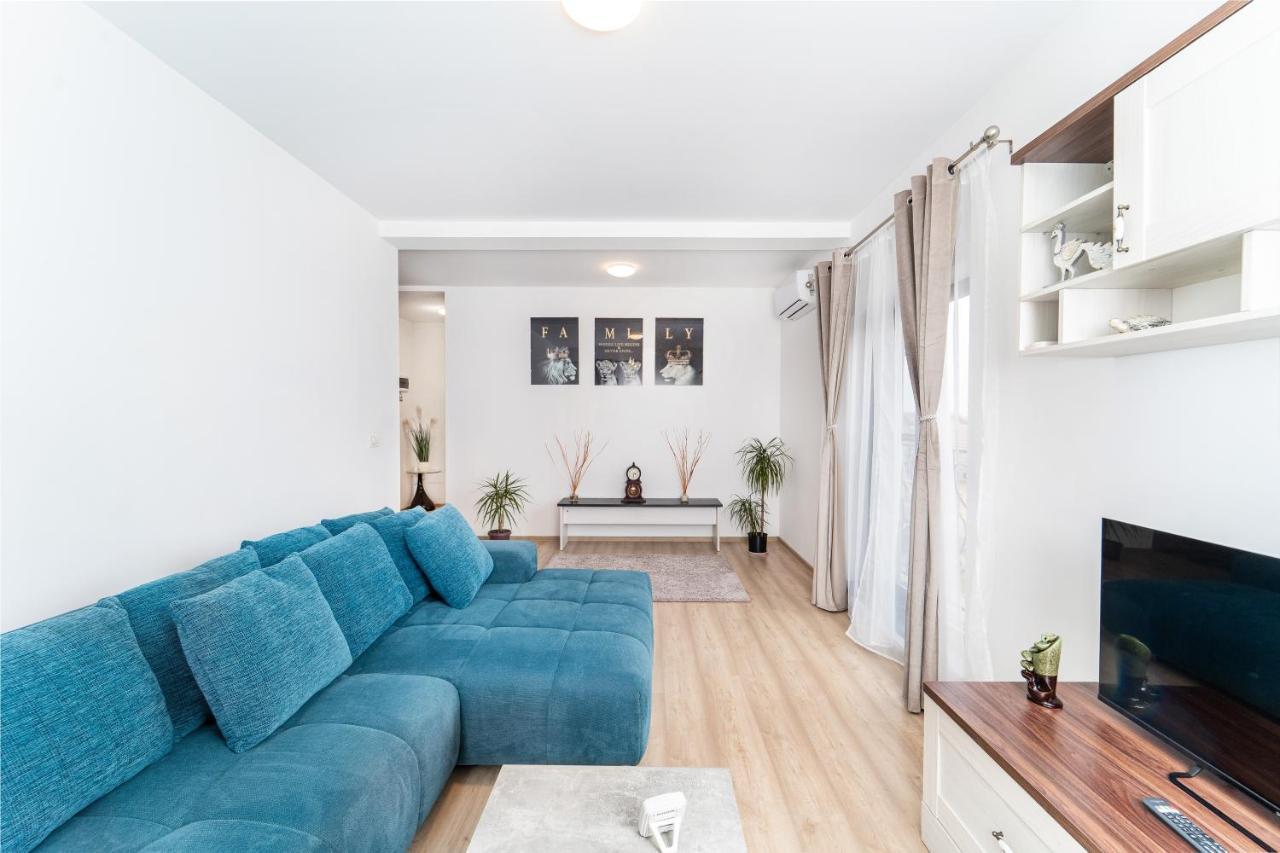 Apartament Nou de 3,stele Maria Parking Free