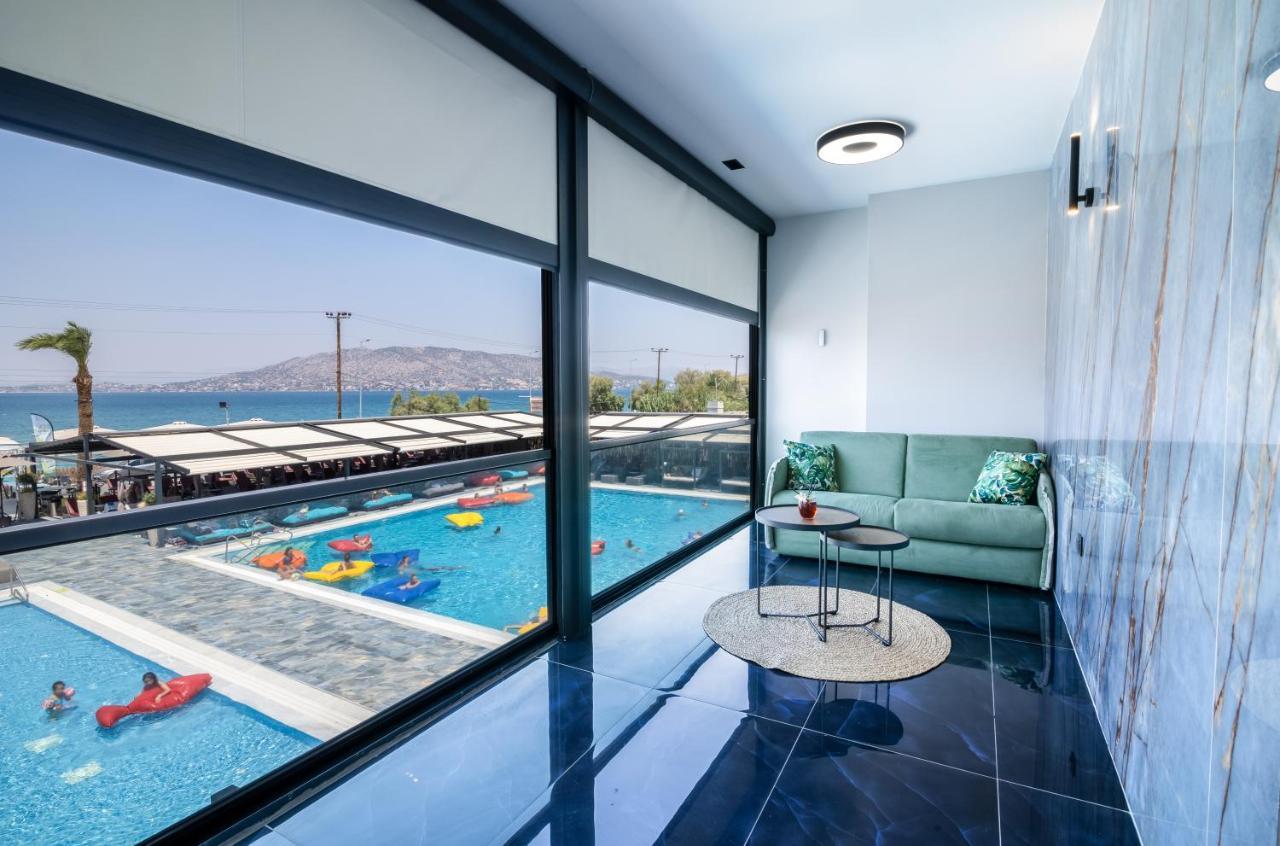 Sea View Serenity Eachfront & Pool 101