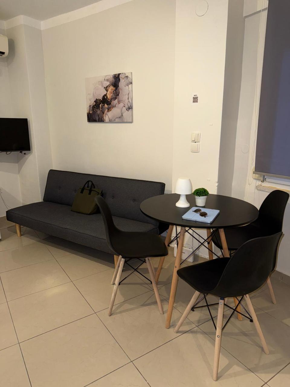 Stylish Central Retreat