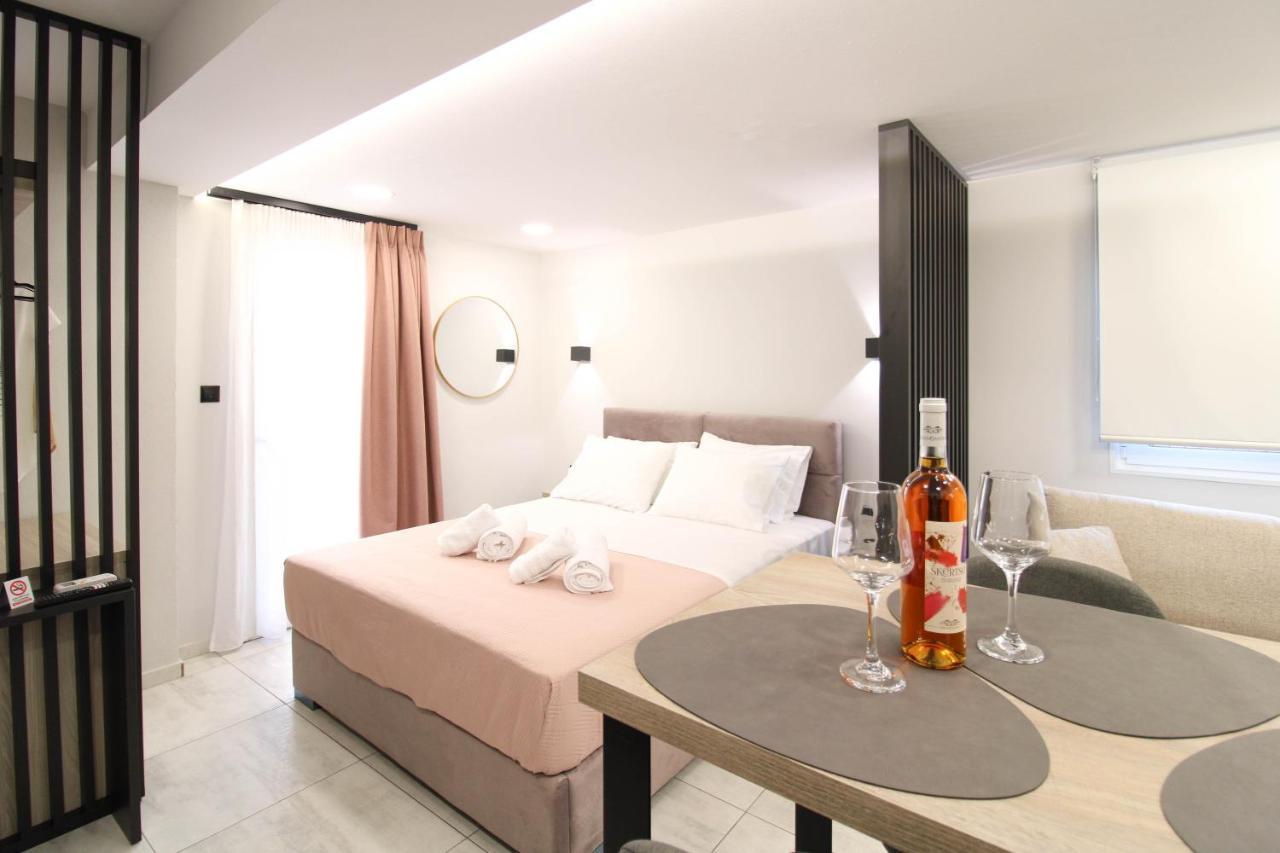 G & E Kavala Apartments