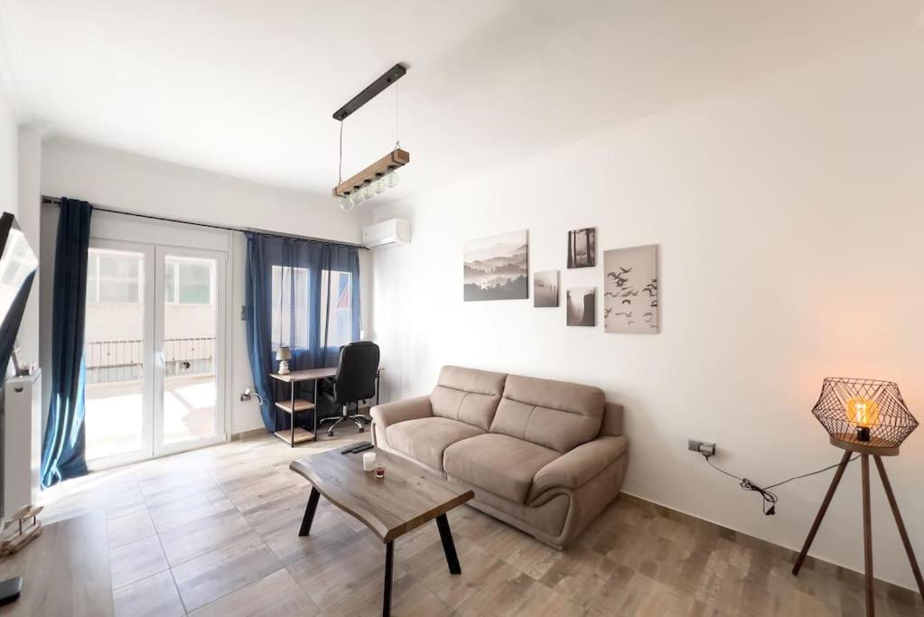 Radiant Apt In Athens Centre