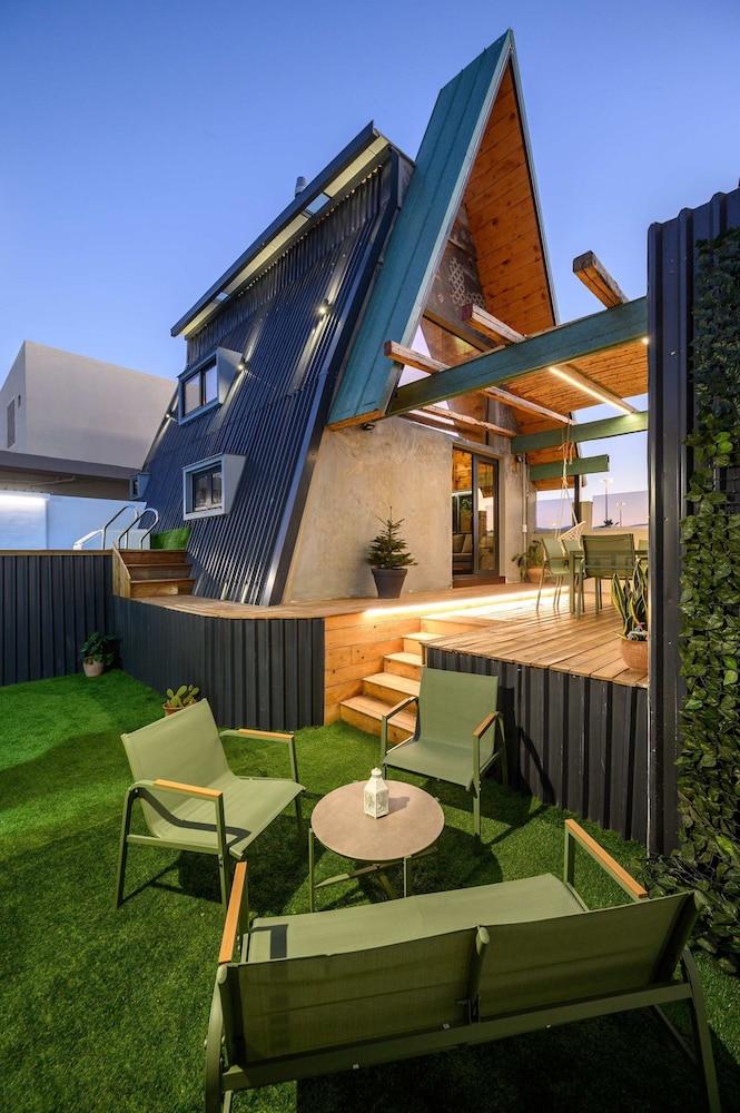 A-home Villa Private Pool & Relaxing Hottub Oasis