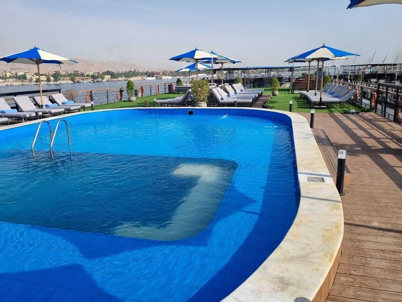 Nile Cruise Luxor Aswon Includingtours