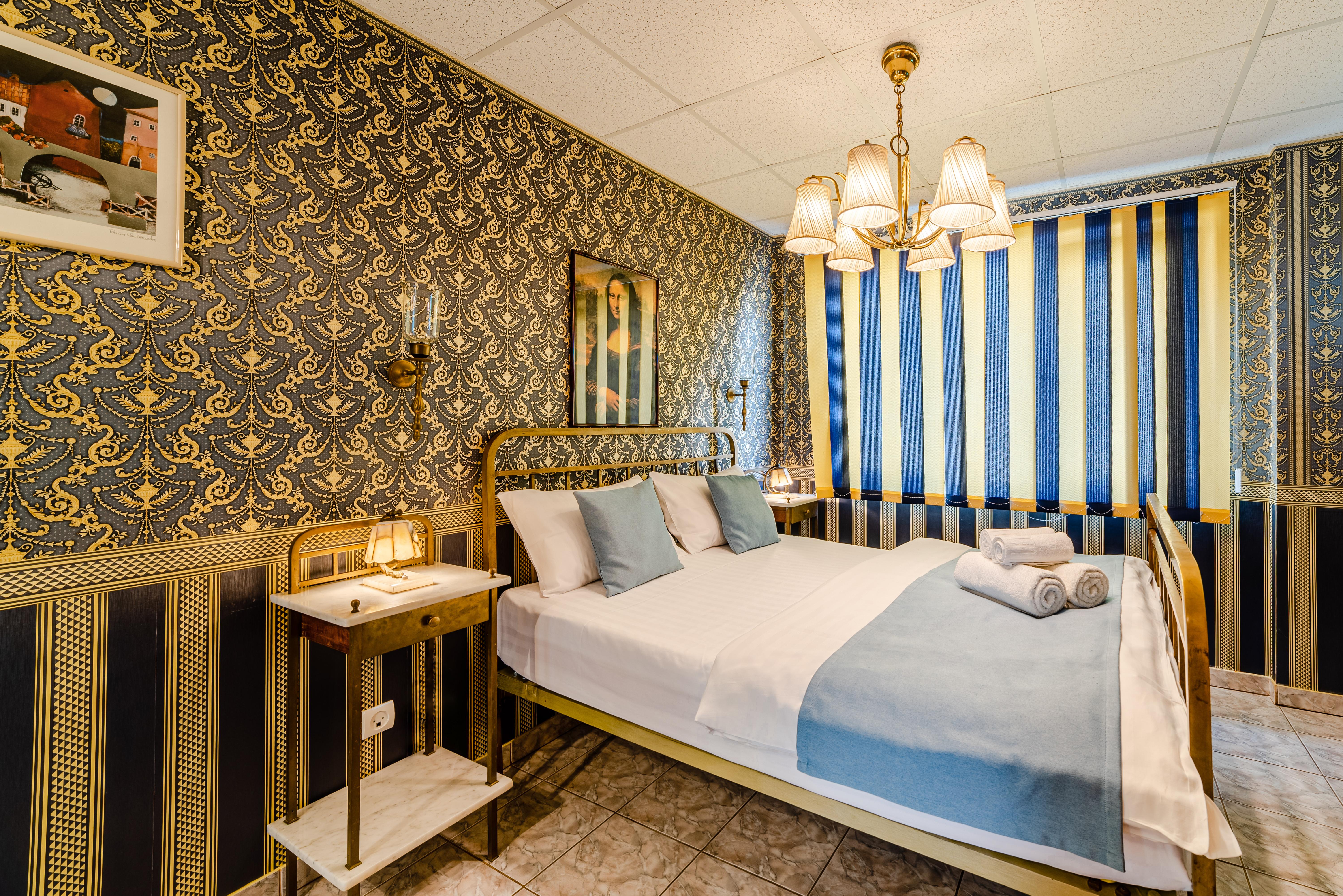 Plexus by Don Boutique