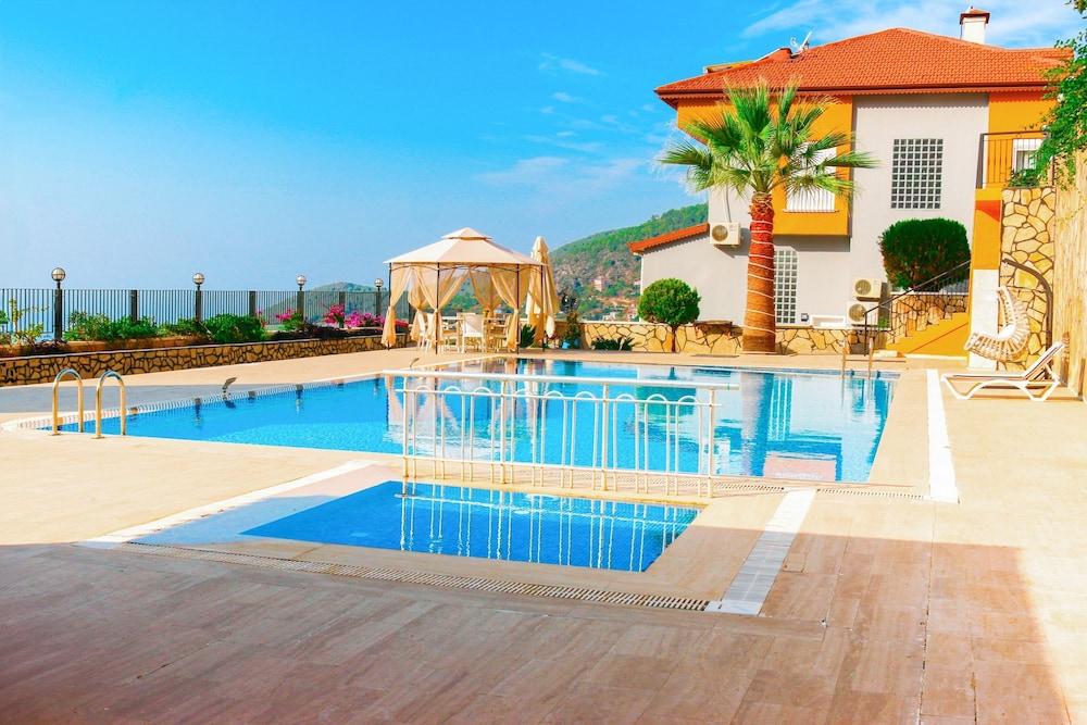 Feda Villas