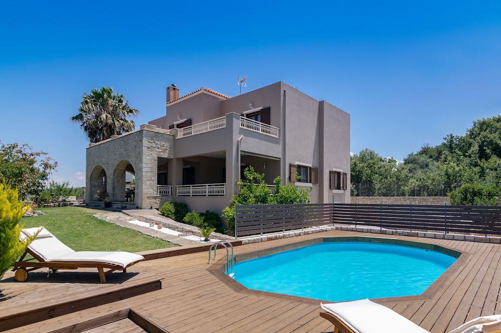 Villa Iris