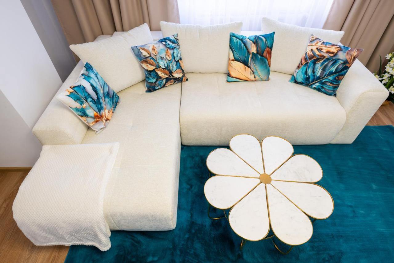 Apartament de Inchiriat Accommodation