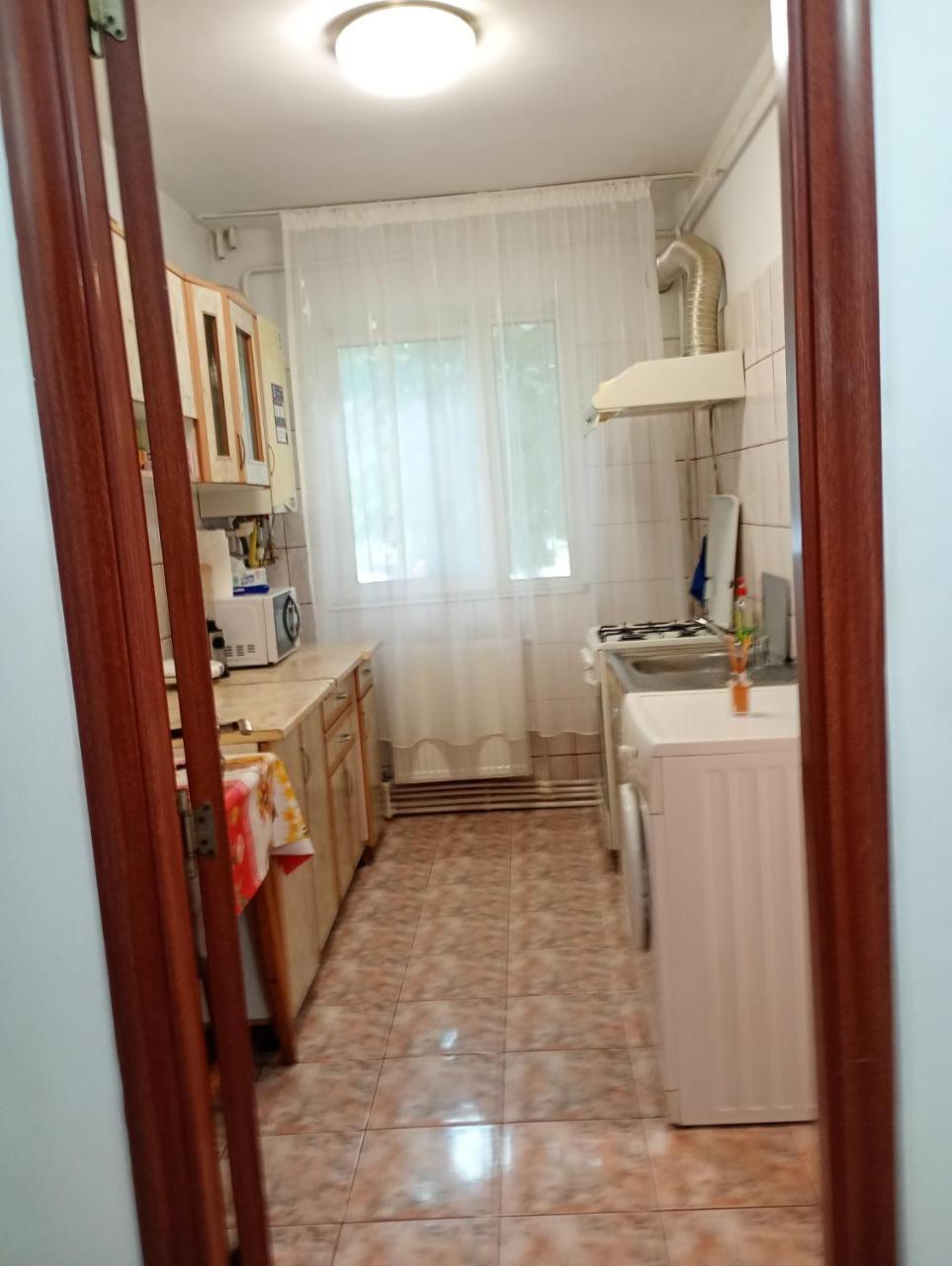 Apartament Doua Camere Decomandat