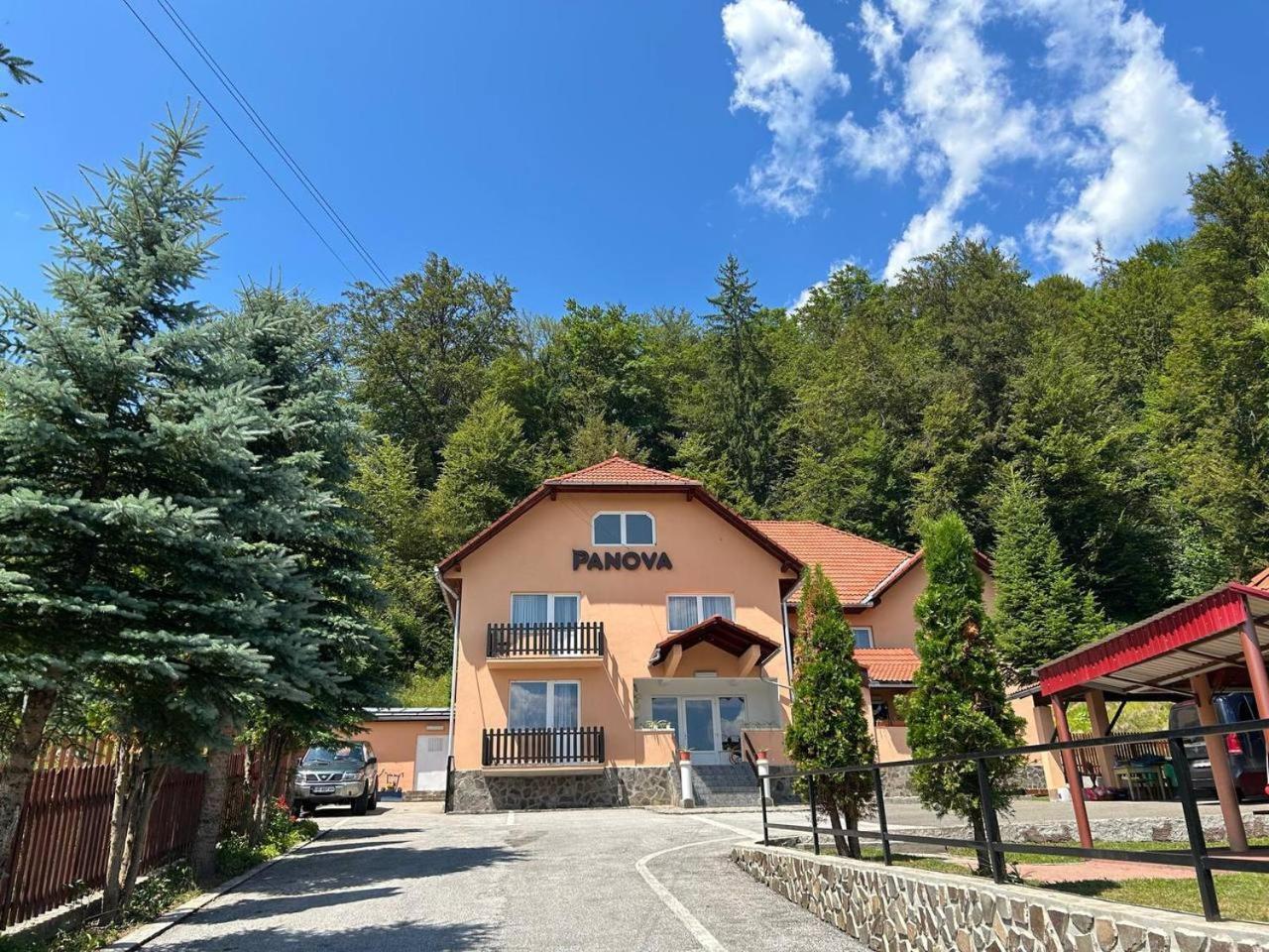 Vila Panova