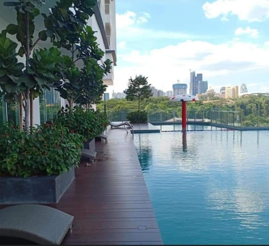2pax Double Room Court 28 Residence Klcc