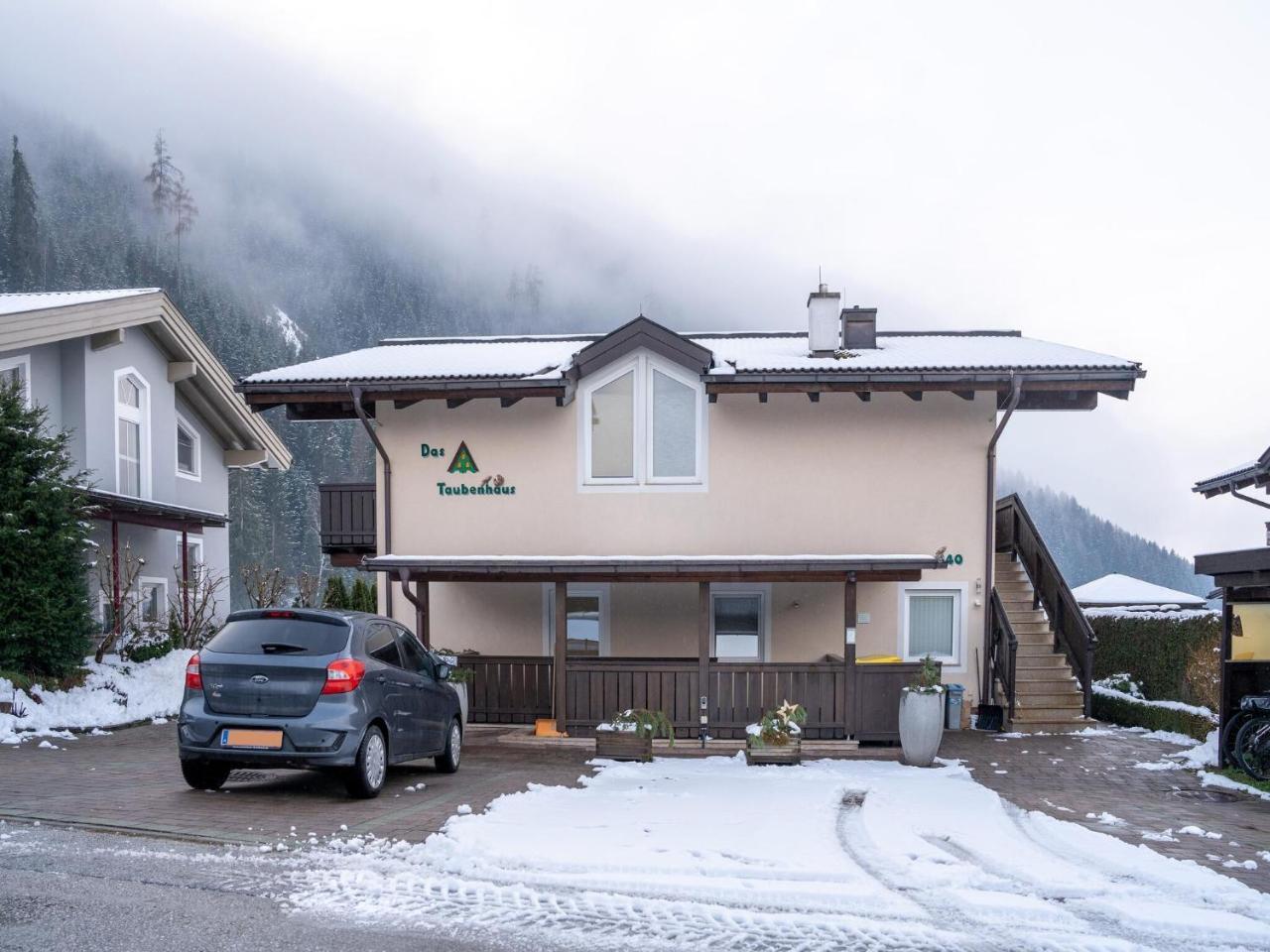 Pretty Apartment In Hollersbach Near Forest