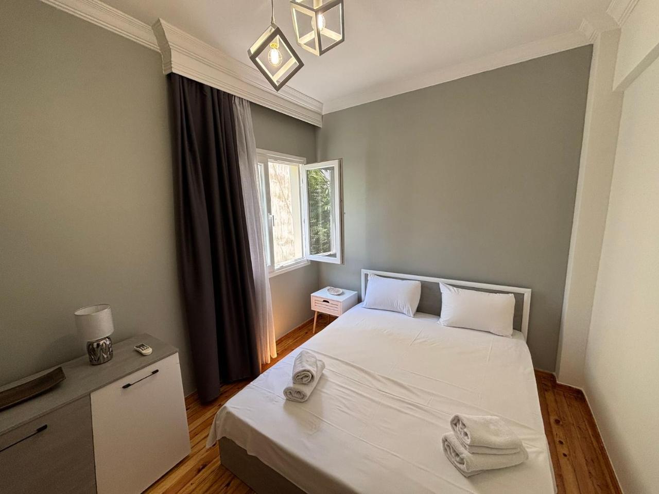 5 Deluxe & Easyliving Apartment, 3 Rooms , Full Extra Up To 9 People Plus Baby , Ideal Midle City Area