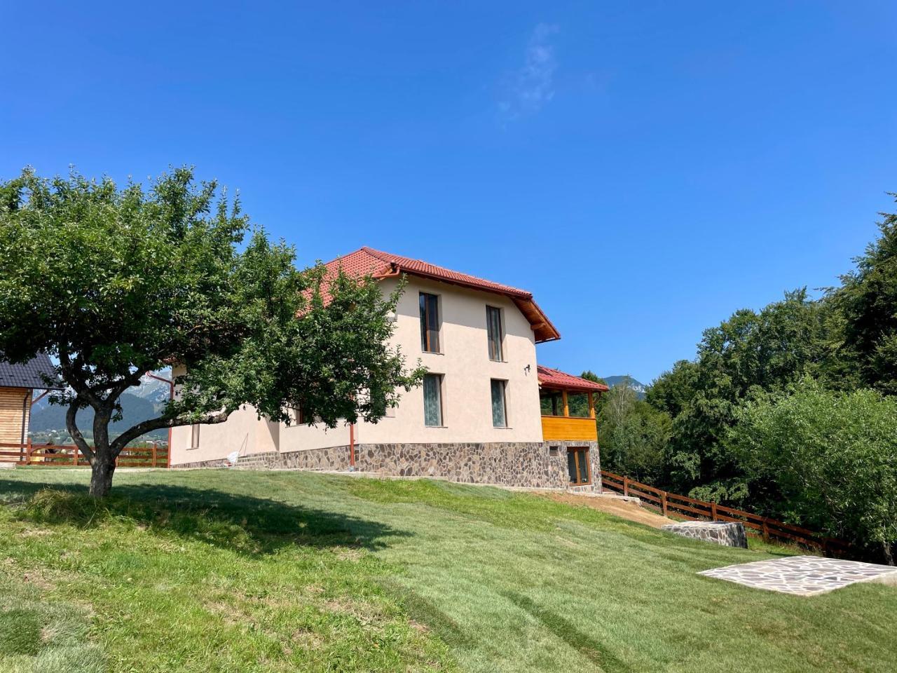 Vila Eden Pestera