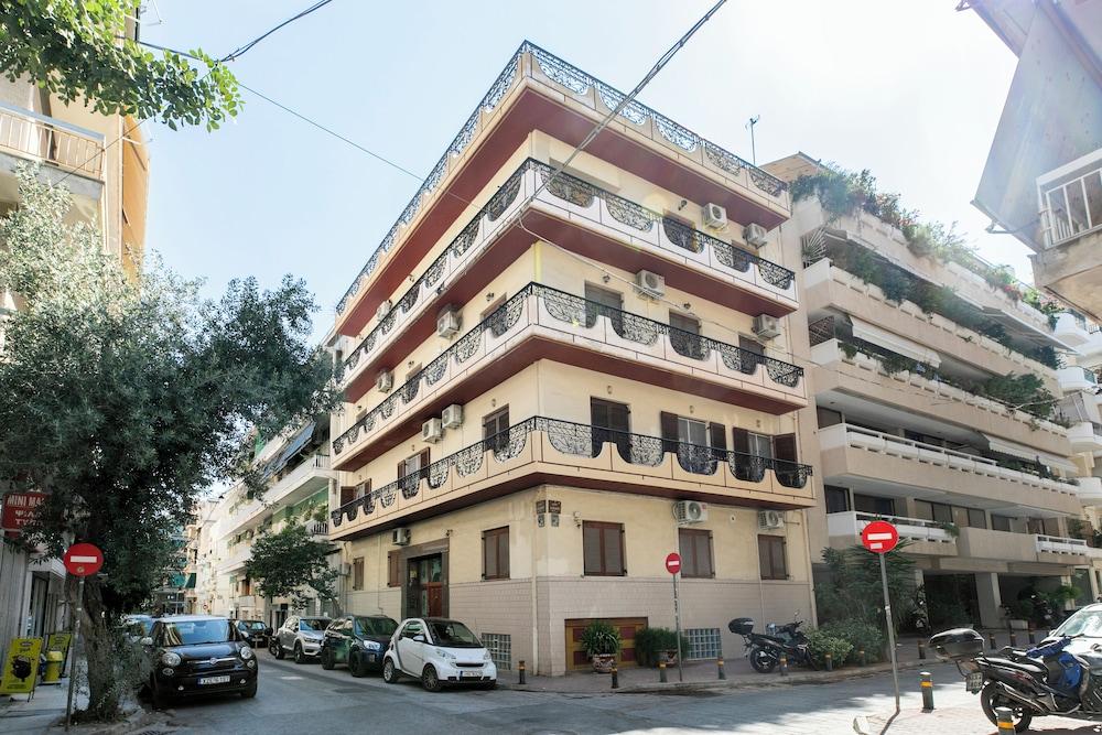 Anatoli Athenian 2-br Apartment In Athens