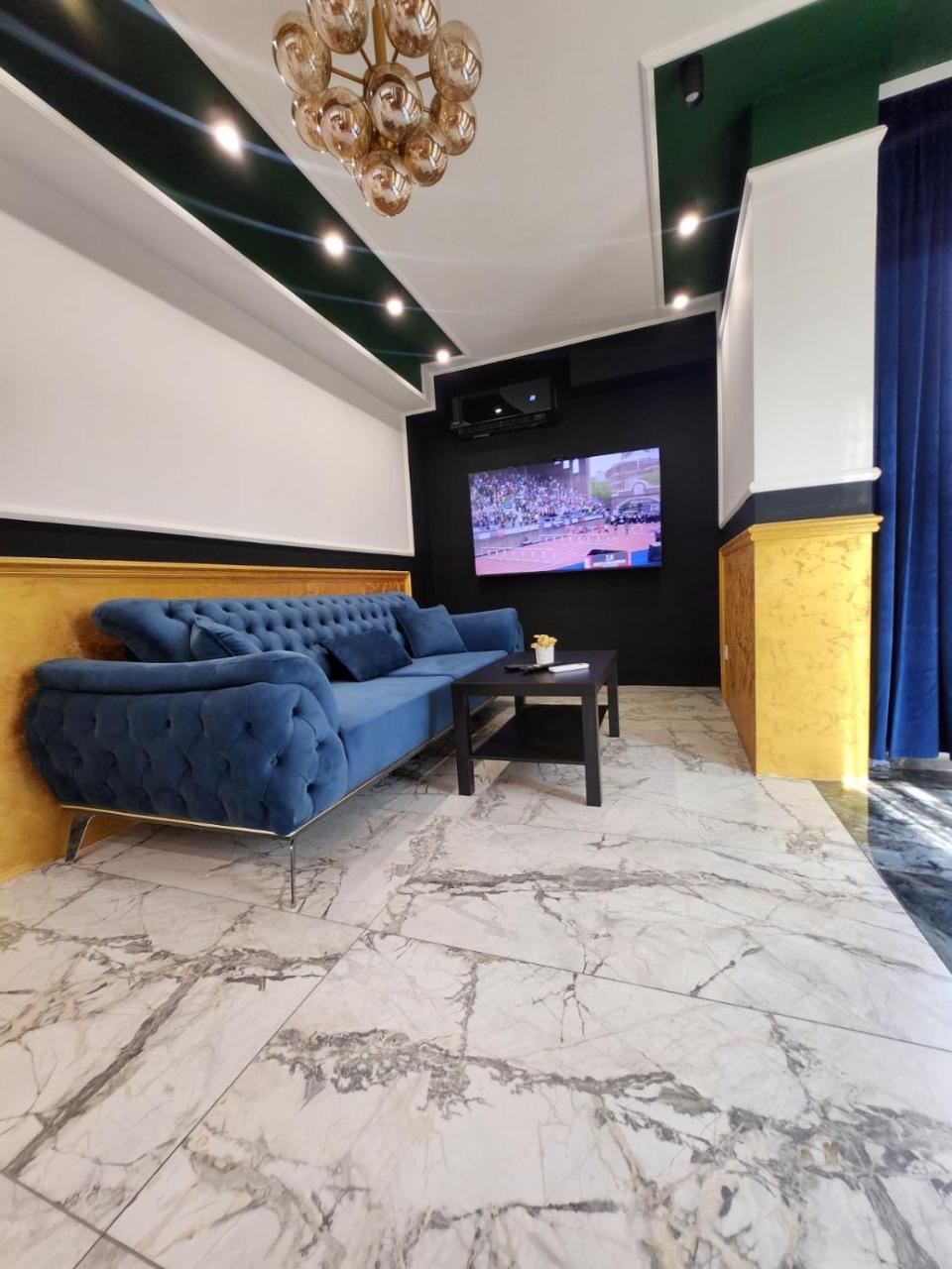 Luxury Continental Two Rooms