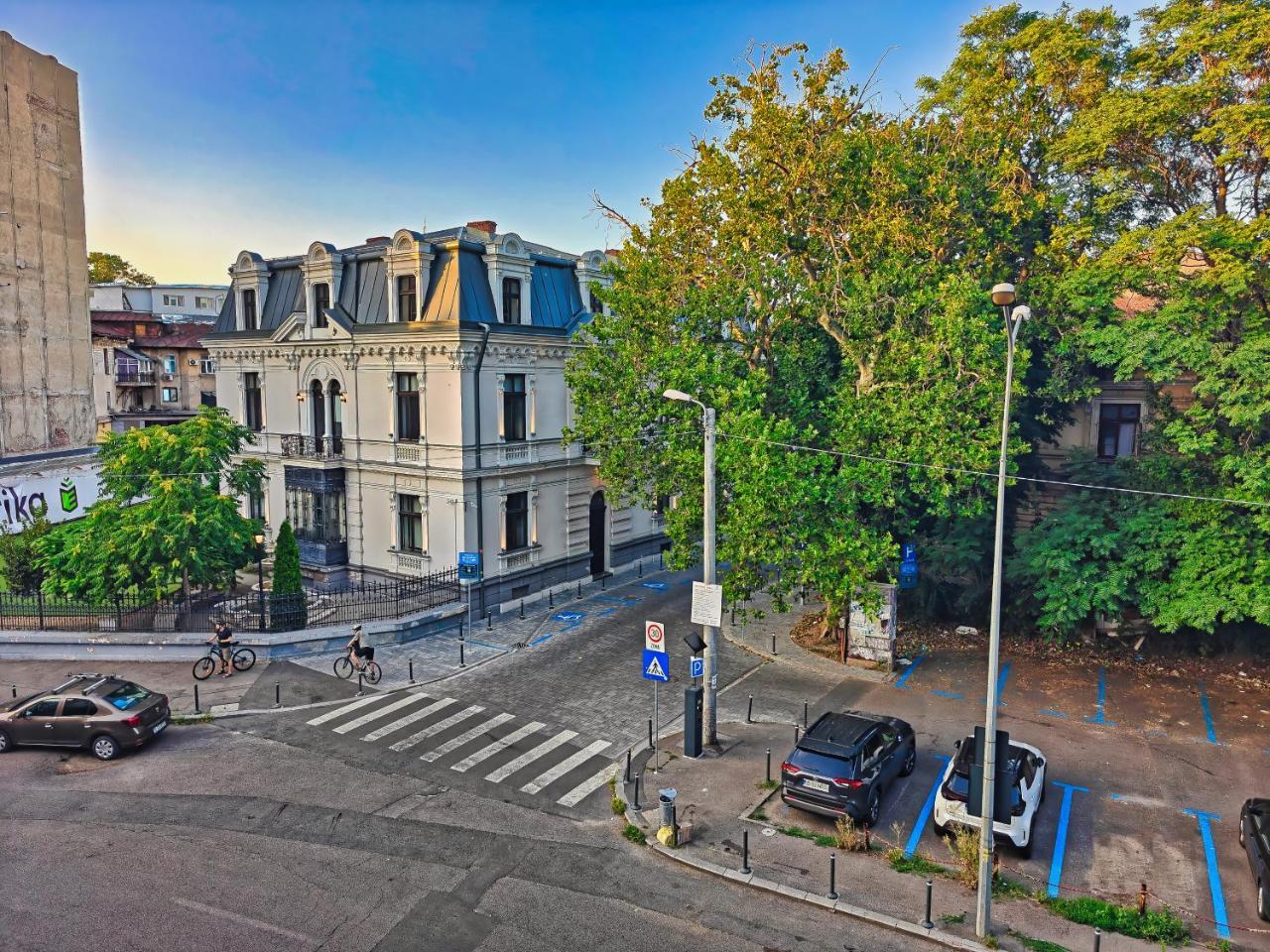 Botev Design Apartments Walk To Old Town