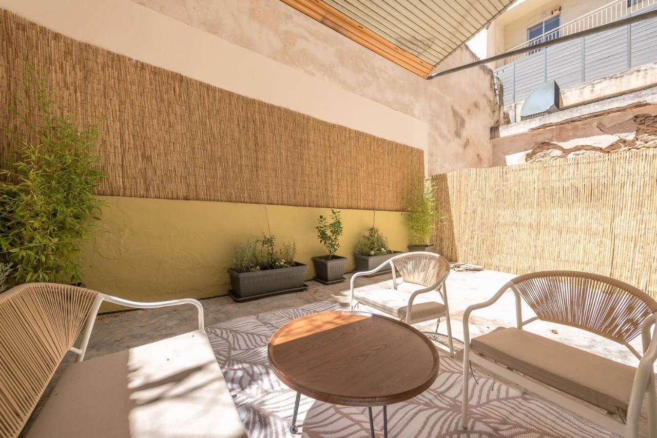 Zen Euphoria, Exarchia