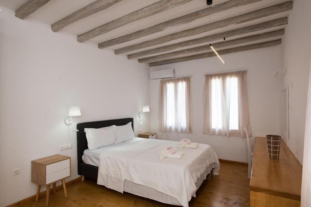 Luxury Sea View Apartment W Shared Pool