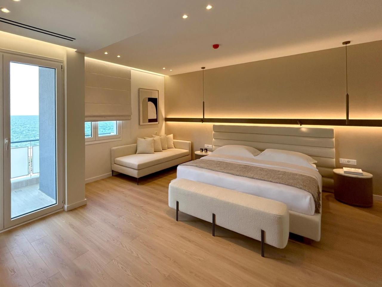 Luxury White Tower Suites