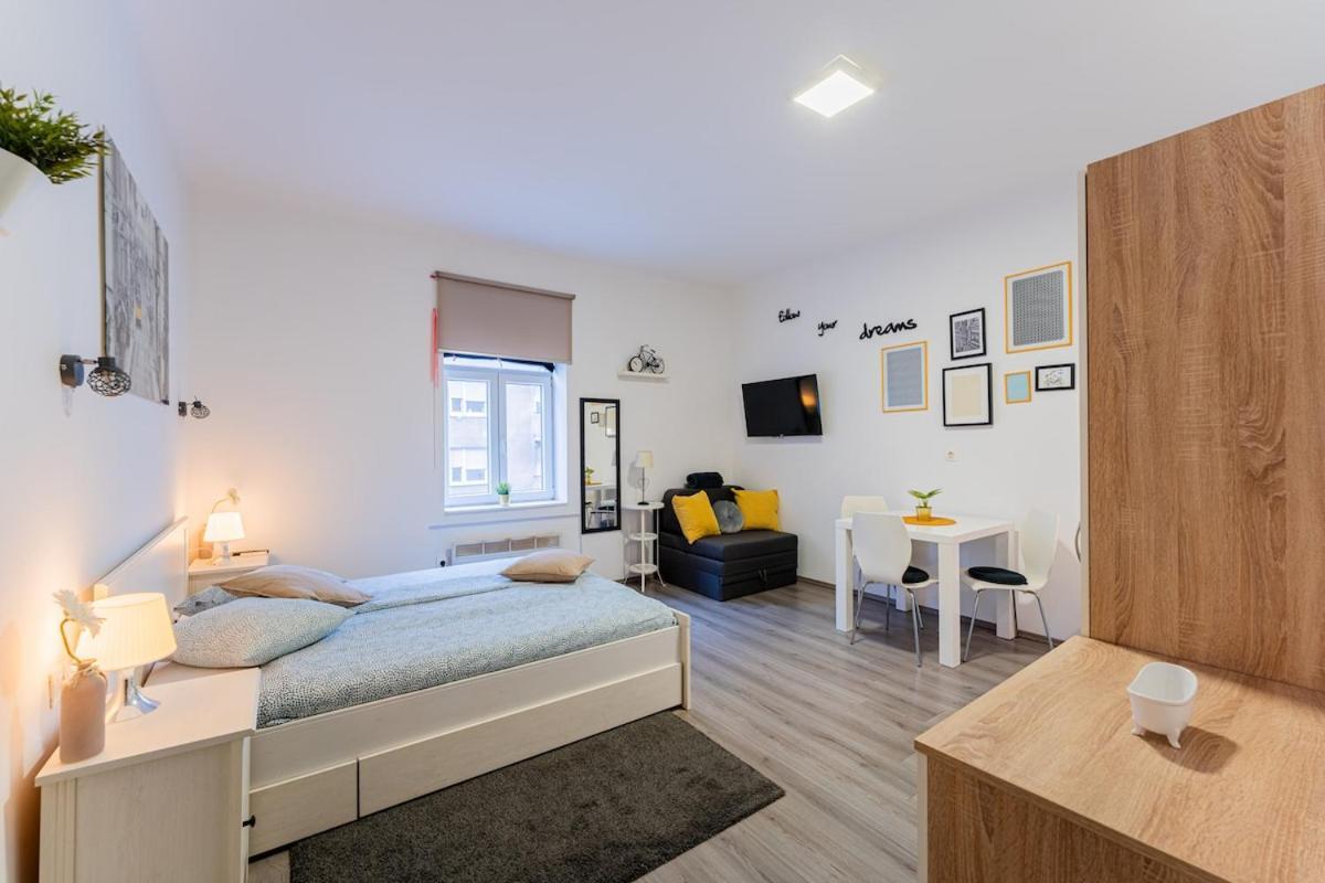 Flex Selfcheckins 132 Studio Apartment Center