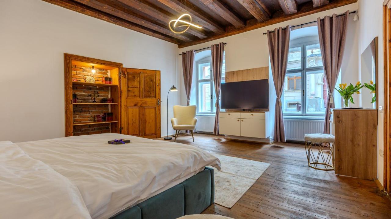 Honterus Apartments I by Kronstay