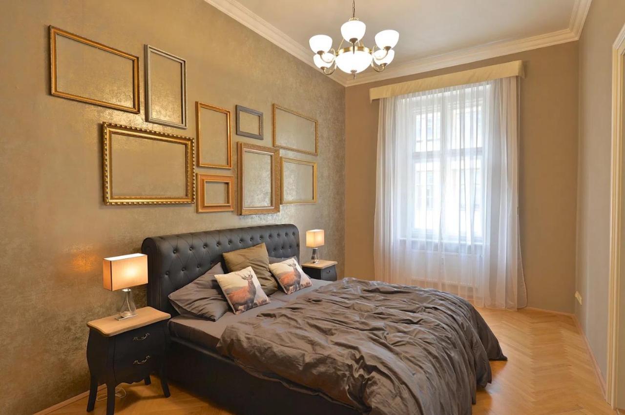 Elegant Attic Residence with Terrace Near Riegrovy Sady | Rieger Gardens