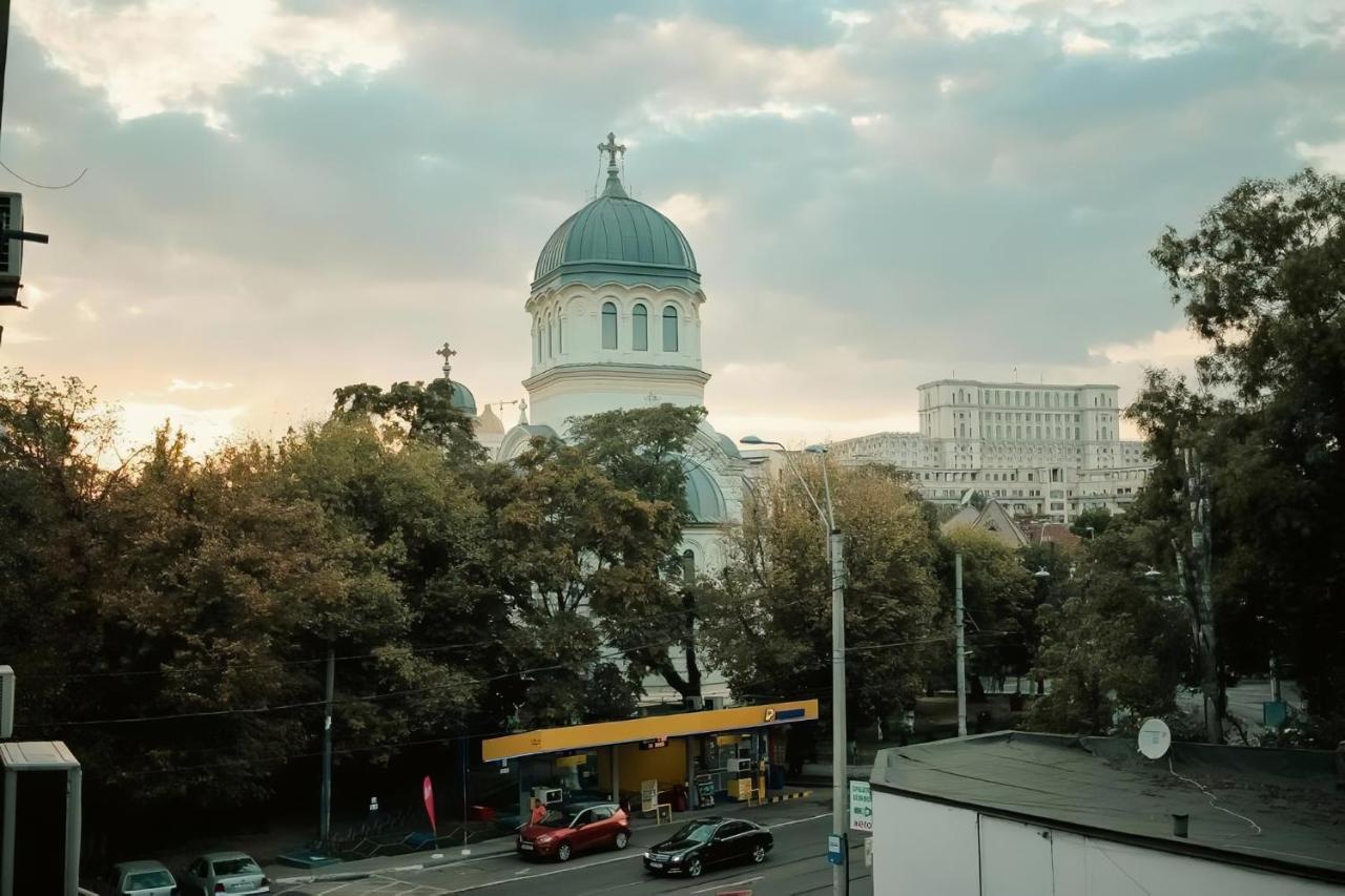 Parliament View Studio City Center Pumo Properties