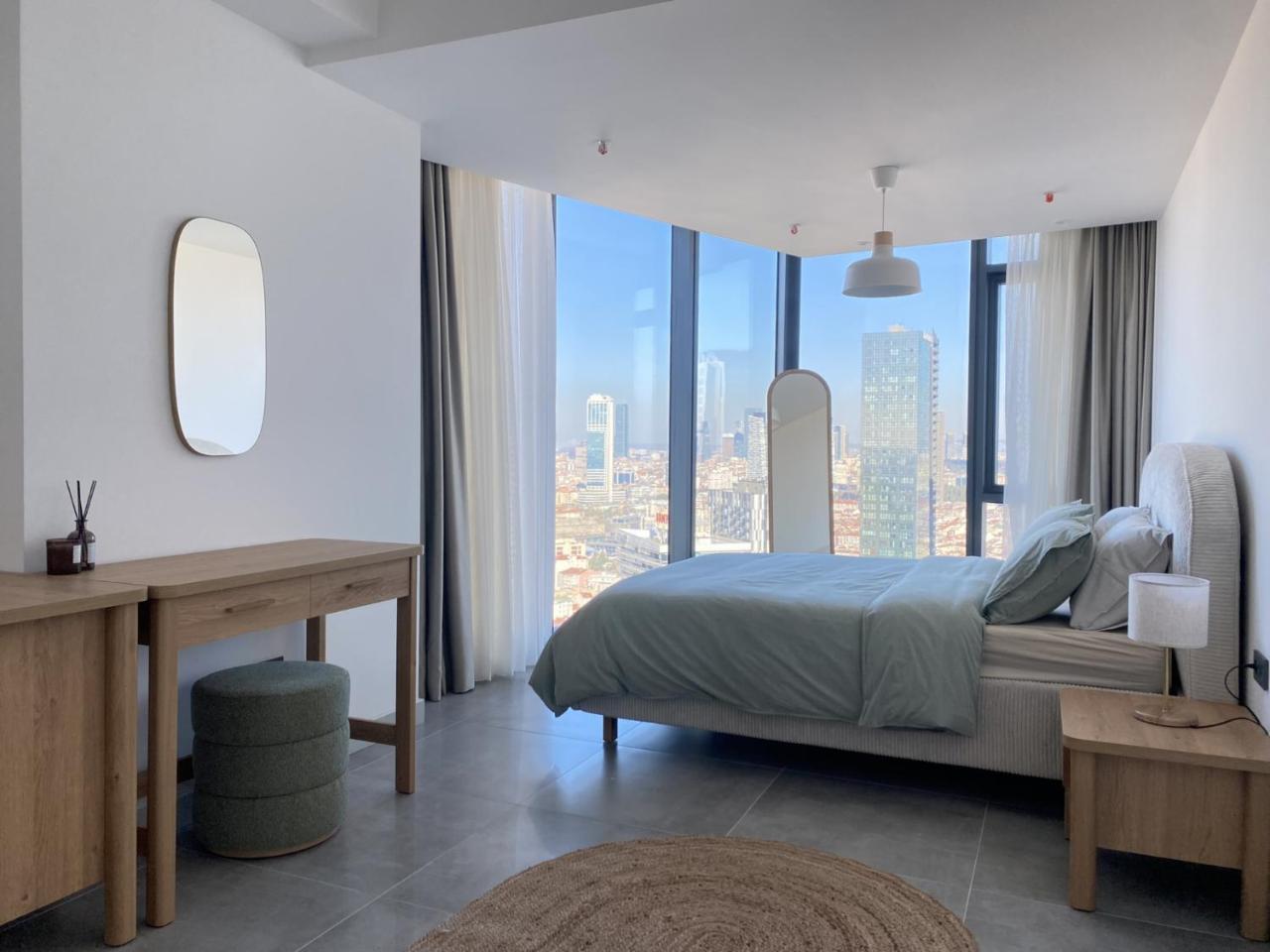 Earthquake-resistant Residence In Sisli Stunning View