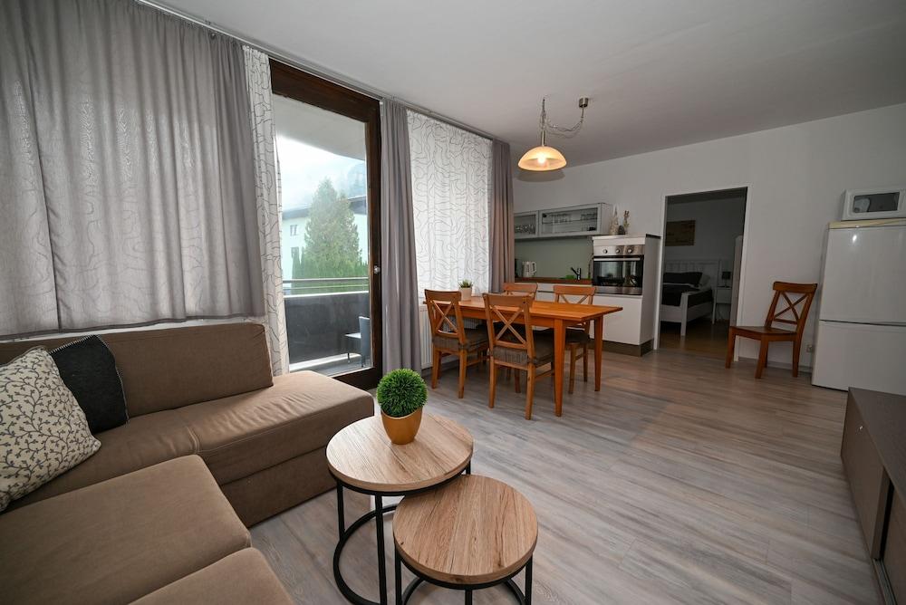 Domizil Alpine Retreat 11 With Balcony