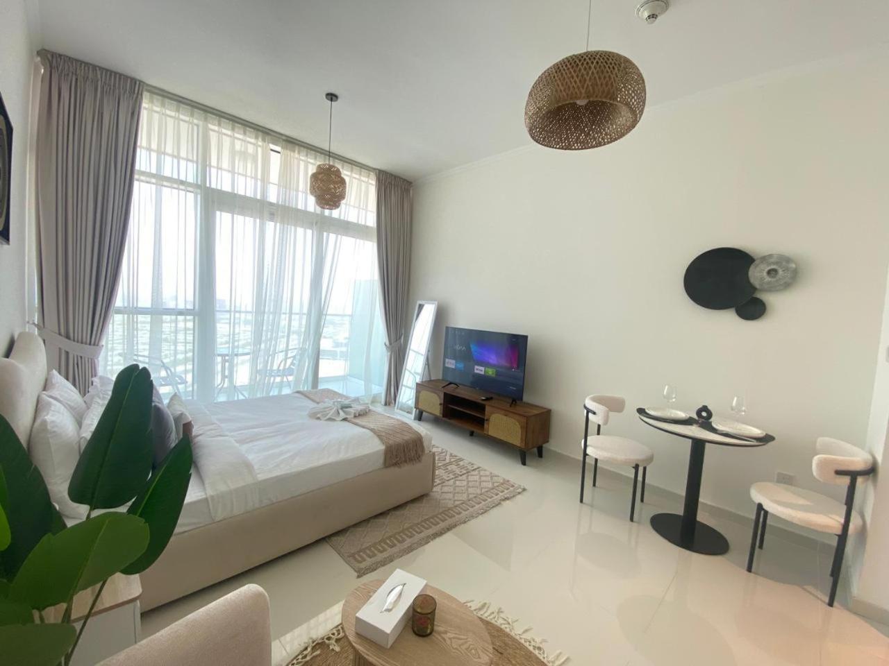 Modern Damac Hills Studio with Balcony, Gym & Pool (Adults Only)