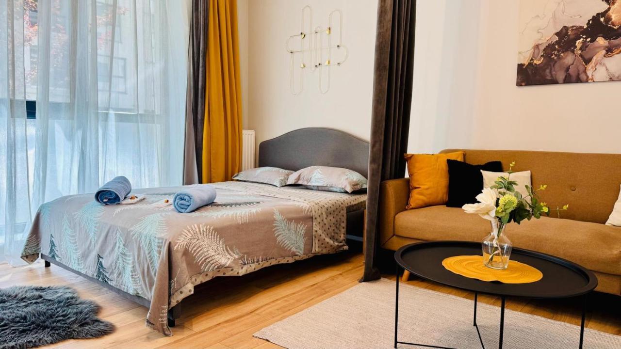 Plaza Residence Studio 3