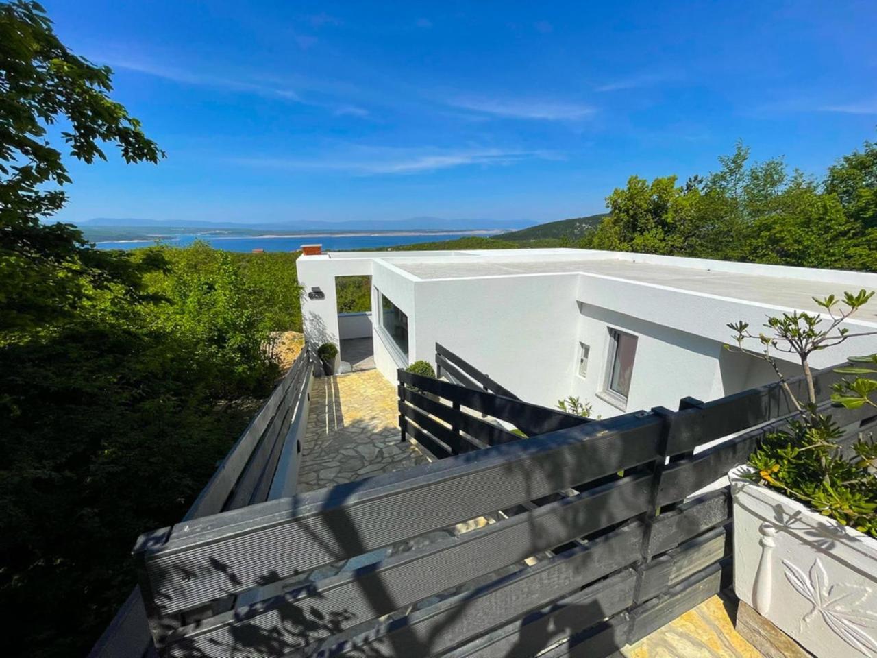 Holiday Home With Bubble Bath , Sauna & Sea View