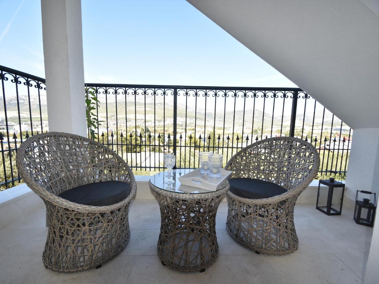 Apartment In Split Near Diocletian's Palace