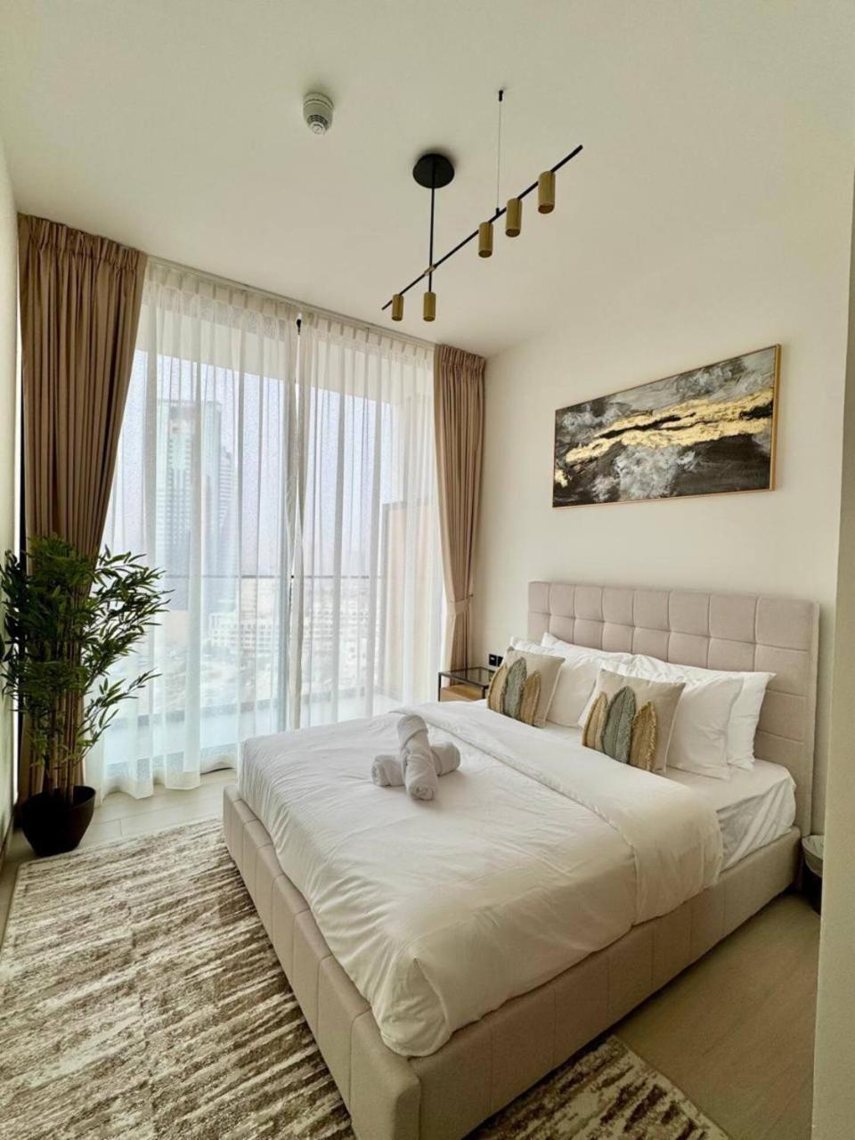 Modern & Elegant 1br Apartment in Jvc