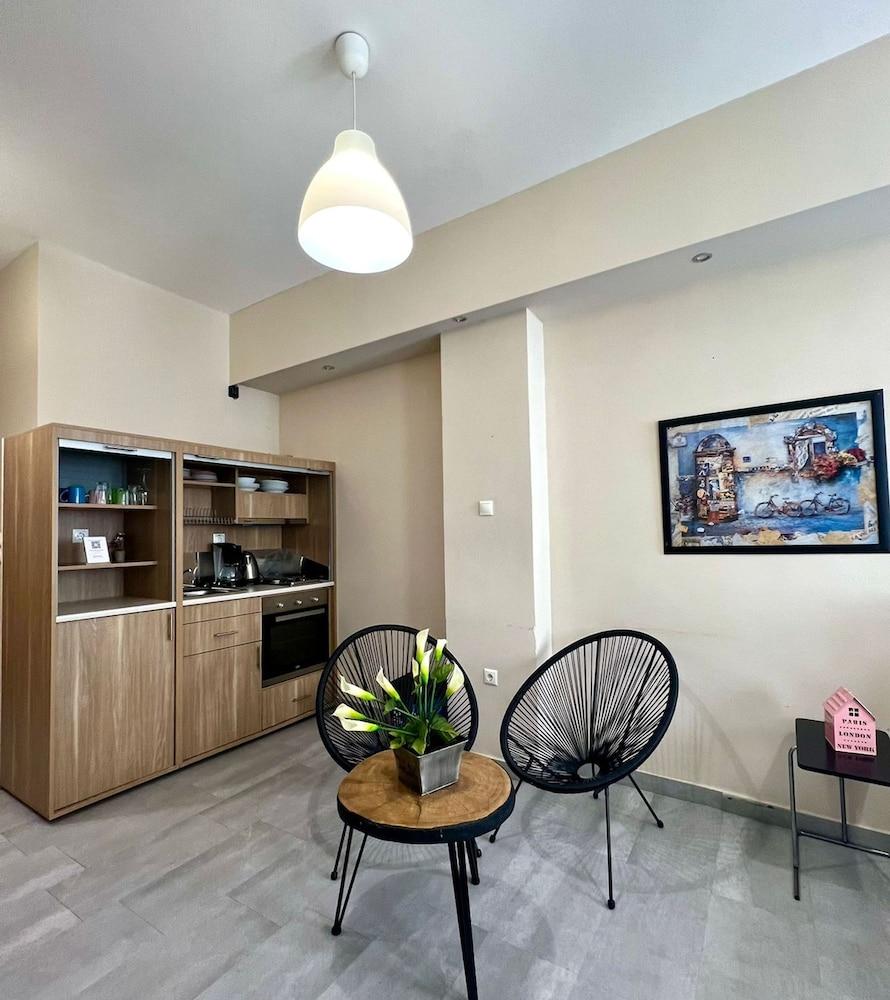 Monastiraki 103 Superhost Hub