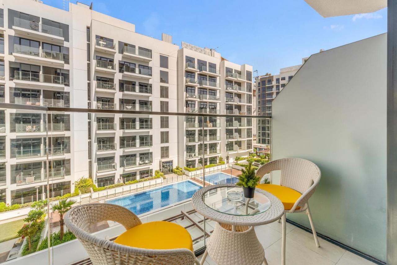 Sleek Cozy Apartments in Meydan