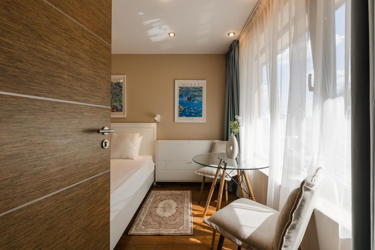 #tiny Apartment With Terrace