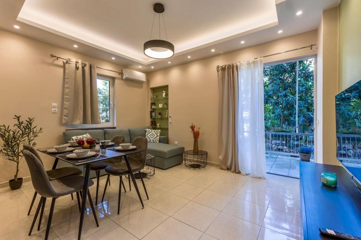 Saronic Retreat Varkiza