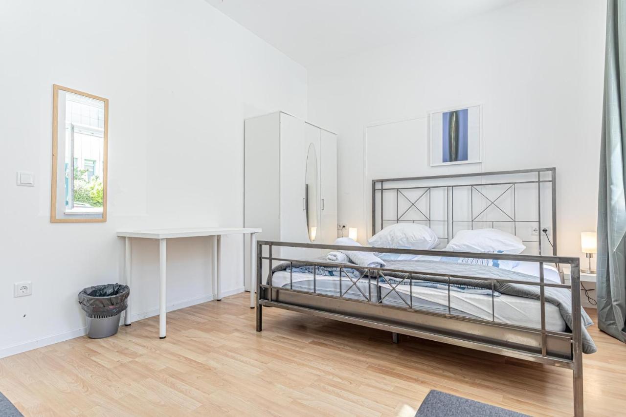 Lovely 6br Shared Apt With Garden Near Lorenz Bohler & Danube