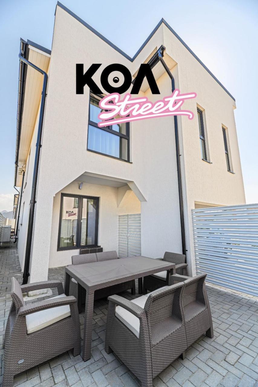 Koa Street