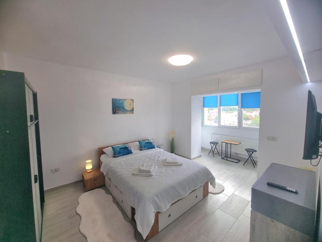 Modern Studio To Aquapark Amazonia, Babes Hospital & Cardiology