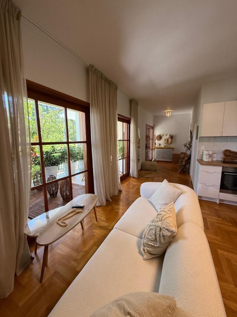 Quiet Luxury Studio Next To Airport