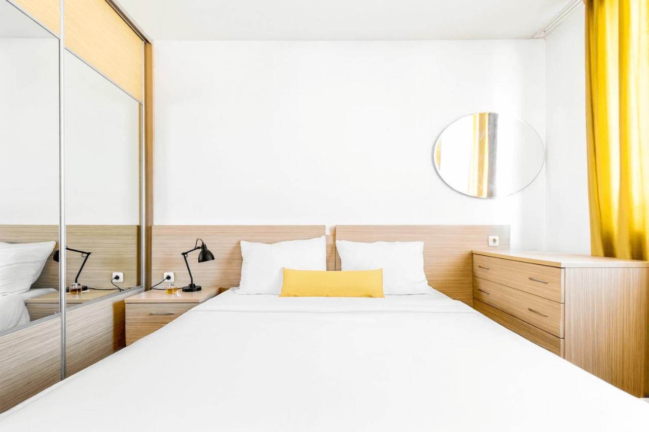 Budgetwork-friendly Apartment Near Business Park